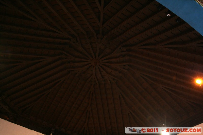 Sancti Spiritus - Iglesia Parroquial Mayor del Espi­ritu Santo
Mots-clés: CUB Cuba geo:lat=21.92526316 geo:lon=-79.44340391 geotagged Iglesia Parroquial Mayor del EspÃ­ritu Santo Eglise