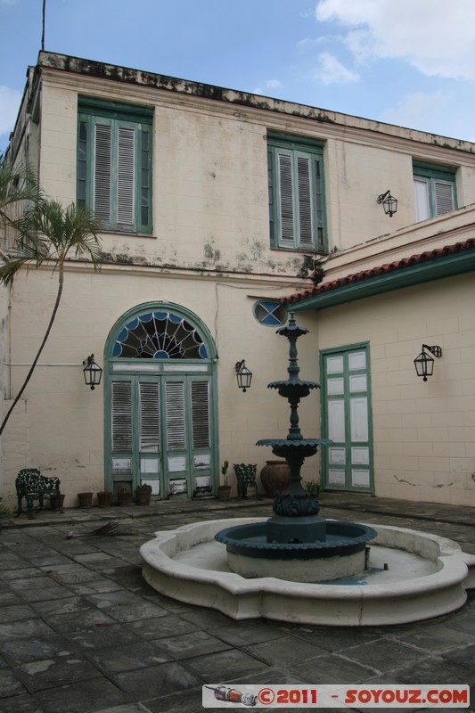 Sancti Spiritus - Museo de Arte Colonial
Mots-clés: CUB Cuba geo:lat=21.92441047 geo:lon=-79.44381891 geotagged