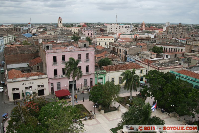 Camaguey - Vista desde la Catedral de Nuestra Senora de la Candelaria - Parque Agramonte
Mots-clés: CamagÃ¼ey CUB Cuba geo:lat=21.37875672 geo:lon=-77.91854651 geotagged patrimoine unesco Catedral de Nuestra Senora de la Candelaria