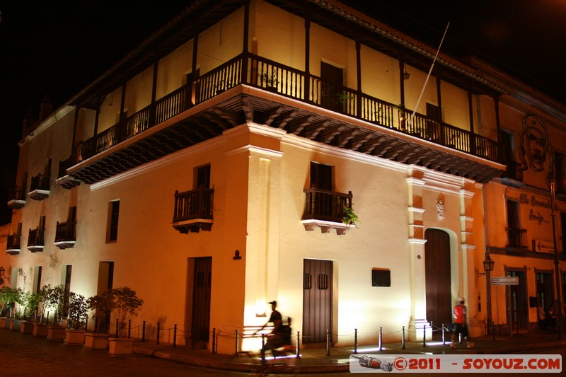 Camaguey de noche - Casa Natal de Ignacio Agramonte
Mots-clés: Camag&Atilde;&frac14;ey CUB Cuba geo:lat=21.38209681 geo:lon=-77.91864932 geotagged patrimoine unesco Nuit
