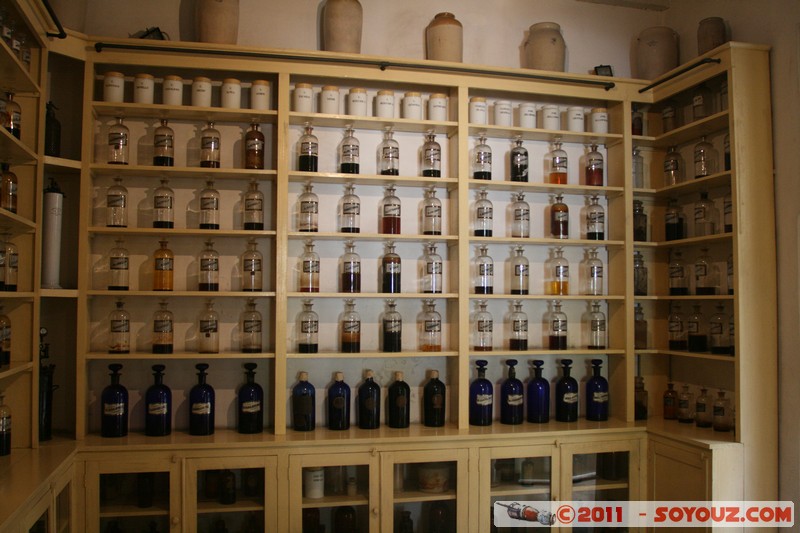 Matanzas - Museo Farmaceutico
Mots-clés: CUB Cuba geo:lat=23.04661761 geo:lon=-81.57851426 geotagged Matanzas Pueblo Nuevo Museo FarmacÃ©utico