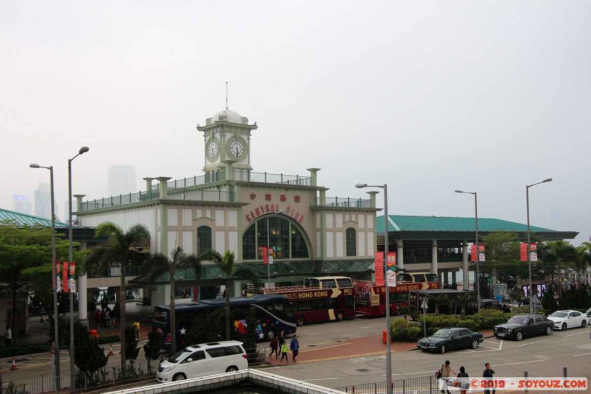 Hong Kong - Central Ferry Piers
Mots-clés: Central Central and Western geo:lat=22.28609233 geo:lon=114.16091300 geotagged HKG Hong Kong Central District Port