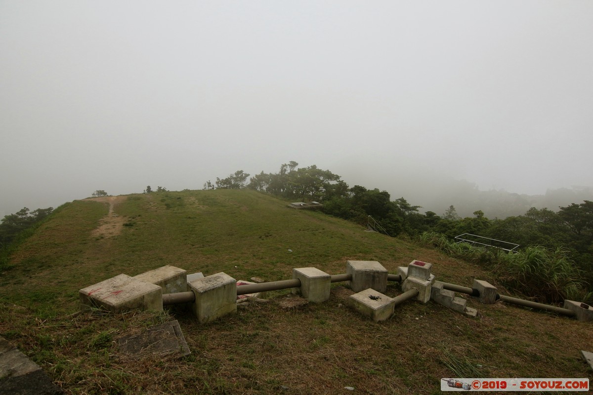 Hong Kong - Victoria Peak - Fresh Water Service Reservoir
Mots-clés: Central and Western geo:lat=22.27569326 geo:lon=114.14542217 geotagged HKG Hong Kong Sheung Wan Fresh Water Service Reservoir