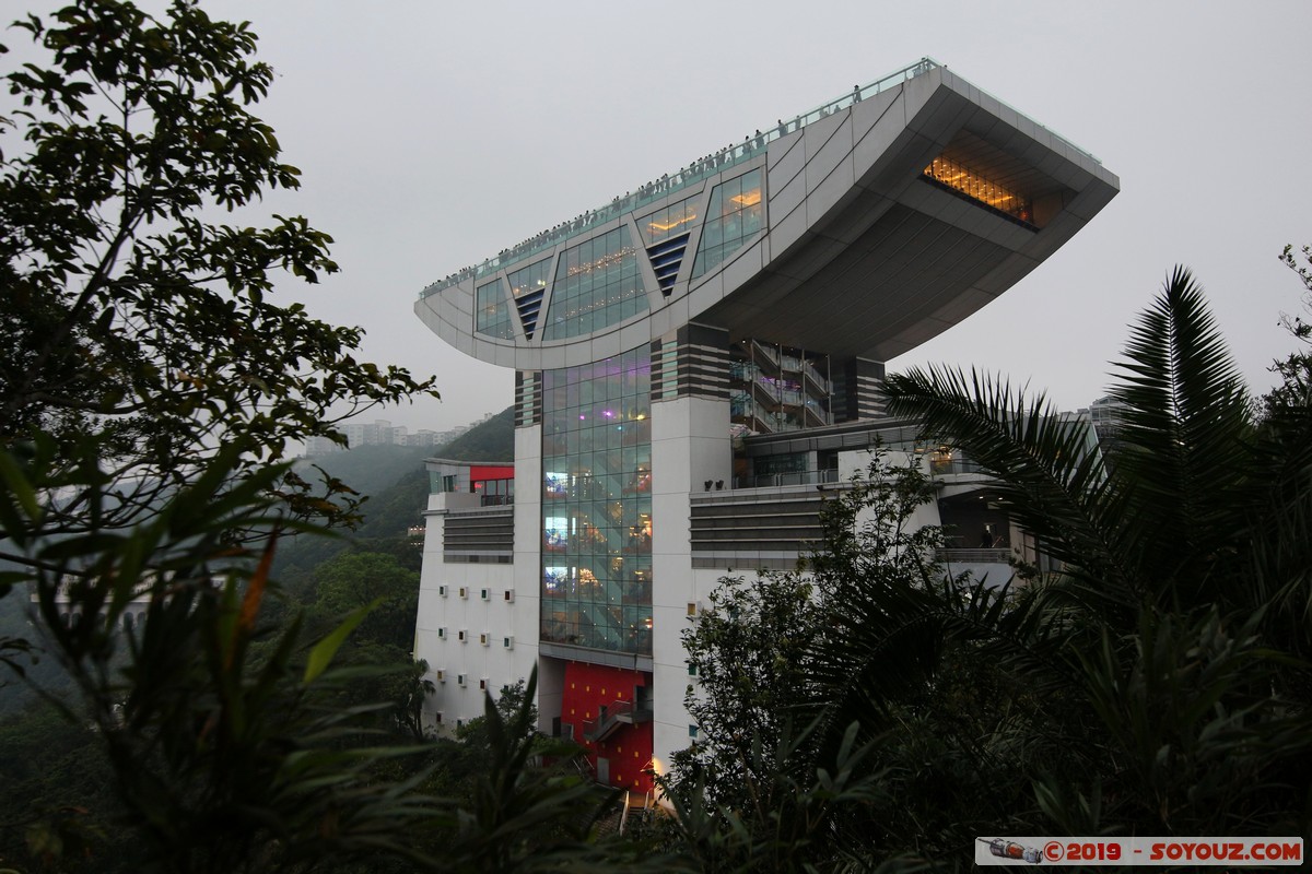 Hong Kong - Victoria Peak - The Peak Tower
Mots-clés: Central and Western Central District geo:lat=22.27165167 geo:lon=114.14970083 geotagged HKG Hong Kong The Peak Tower