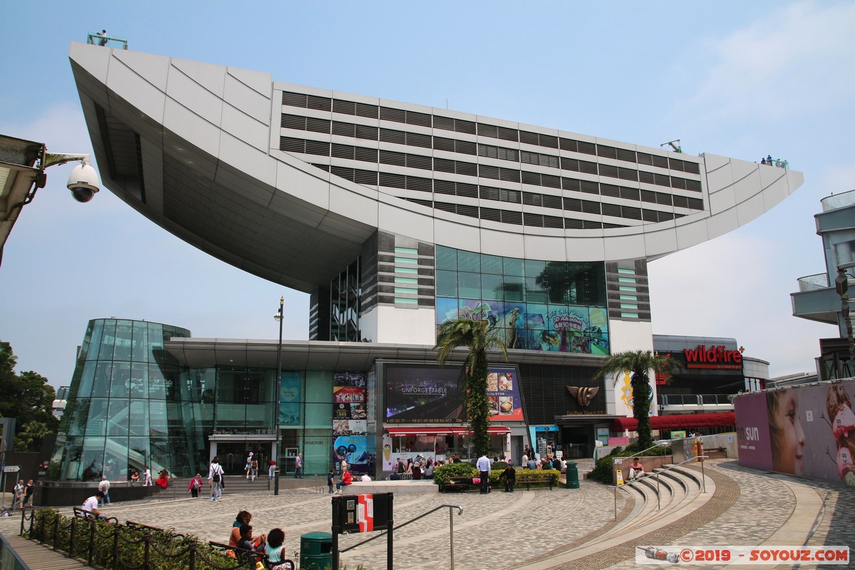 Hong Kong - Victoria Peak - The Peak Tower
Mots-clés: Central and Western Central District geo:lat=22.27080889 geo:lon=114.14956278 geotagged HKG Hong Kong The Peak Tower