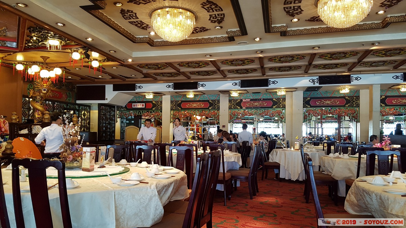 Hong Kong - Aberdeen - Jumbo Floating Restaurant
Mots-clés: geo:lat=22.24345024 geo:lon=114.16190898 geotagged HKG Hong Kong Shek Pai Wan Resettlement Estate Southern Aberdeen Jumbo Floating Restaurant