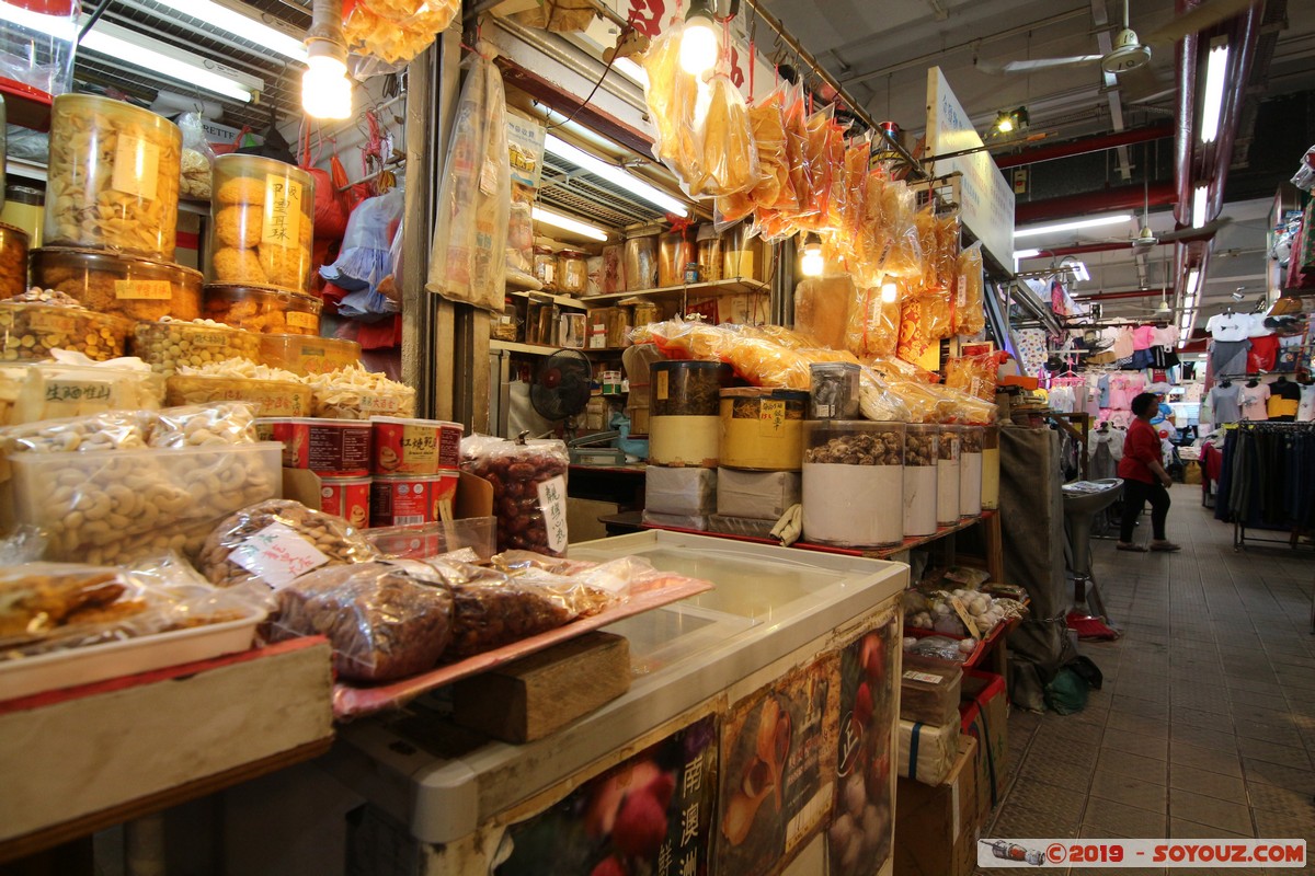 Hong Kong - Aberdeen Market
Mots-clés: Aberdeen geo:lat=22.24919041 geo:lon=114.15461972 geotagged HKG Hong Kong Southern Aberdeen Market Marche