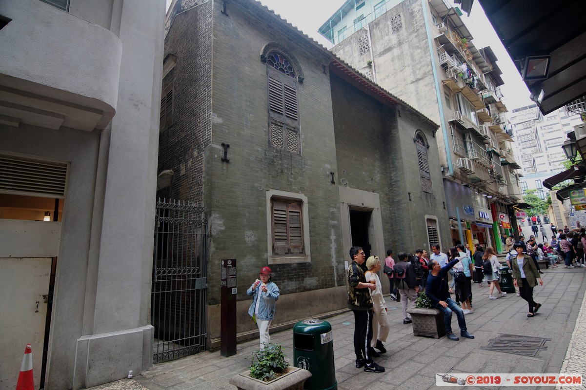 Macao - Casa de Lou Kau
Mots-clés: geo:lat=22.19421545 geo:lon=113.54111840 geotagged MAC Macao Casa de Lou Kau patrimoine unesco