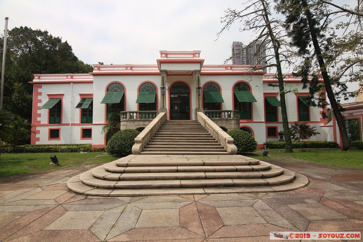 Macao - Jardim Luis de Camoes - Fundacao Oriente
Mots-clés: geo:lat=22.19997238 geo:lon=113.53981262 geotagged MAC Macao Santo Ant&oacute;nio patrimoine unesco Fundacao Oriente