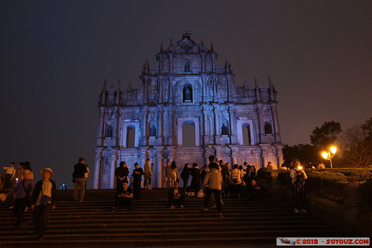 Macao by night - Igreja de S&atilde;o Paulo y Largo da Companhia de Jesus
Mots-clés: geo:lat=22.19719505 geo:lon=113.54083881 geotagged MAC Macao Santo Ant&oacute;nio Nuit patrimoine unesco Igreja de S&atilde;o Paulo Egli$e Ruines Largo da Companhia de Jesus