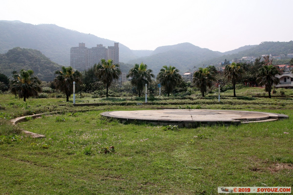 Wanli - Howard Beach Resort Green Bay
Mots-clés: geo:lat=25.19006798 geo:lon=121.68499081 geotagged Shijiao Taipeh Taiwan TWN New Taipei Howard Beach Resort Green Bay