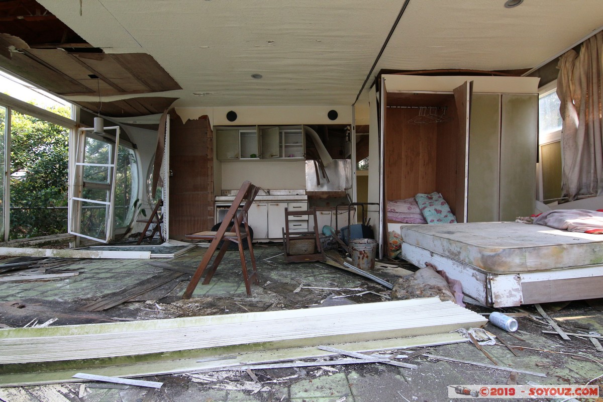 Wanli - UFO Village
Mots-clés: geo:lat=25.18728363 geo:lon=121.68528840 geotagged Meilun Taipeh Taiwan TWN New Taipei UFO Village Futuro House Venturo House