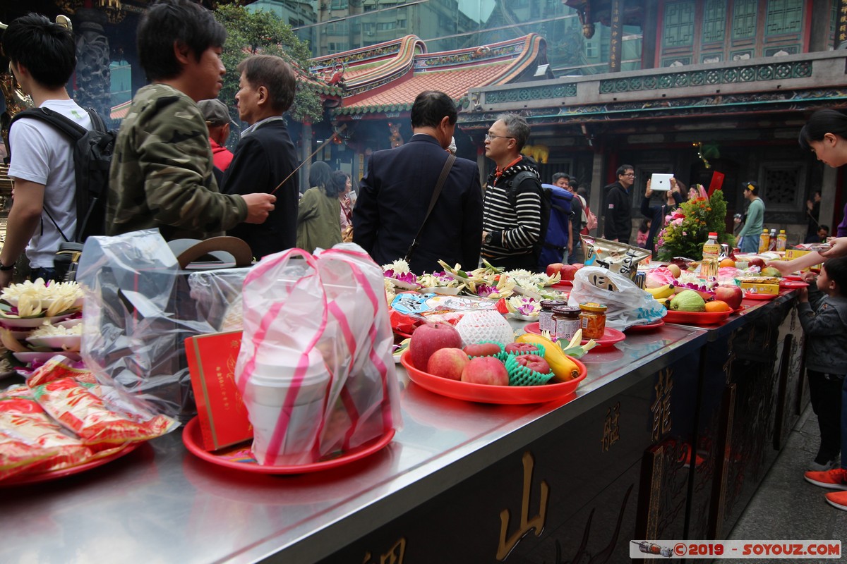 Taipei - Lungshan Temple
Mots-clés: geo:lat=25.03720667 geo:lon=121.49983833 geotagged Taiwan TWN Wan-hua Taipei New Taipei Wanhua District Lungshan Temple Boudhiste