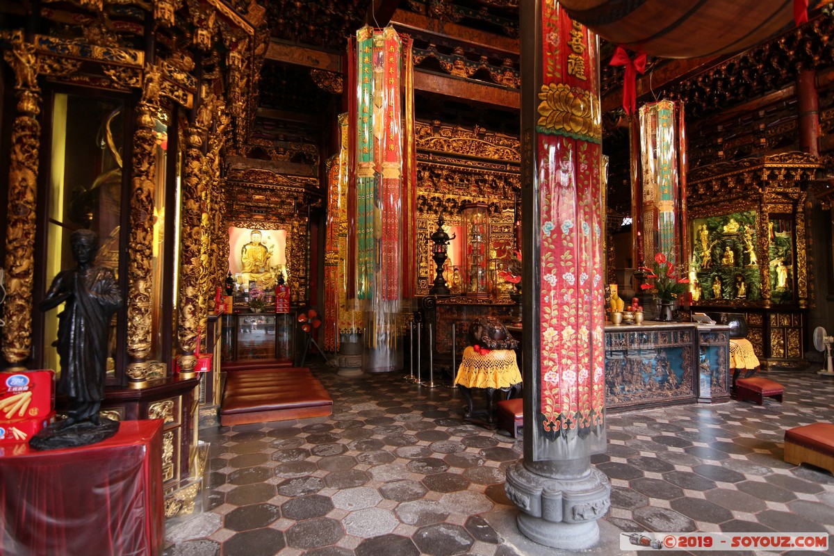 Taipei - Lungshan Temple
Mots-clés: geo:lat=25.03713639 geo:lon=121.49992903 geotagged Taiwan TWN Wan-hua Taipei New Taipei Wanhua District Lungshan Temple Boudhiste