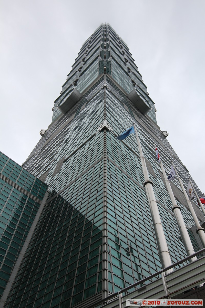 Taipei - Xinyi District - Taipei 101
Mots-clés: geo:lat=25.03355667 geo:lon=121.56445667 geotagged Sanzhangli Taiwan TWN Taipei New Taipei Xinyi District skyline Taipei 101