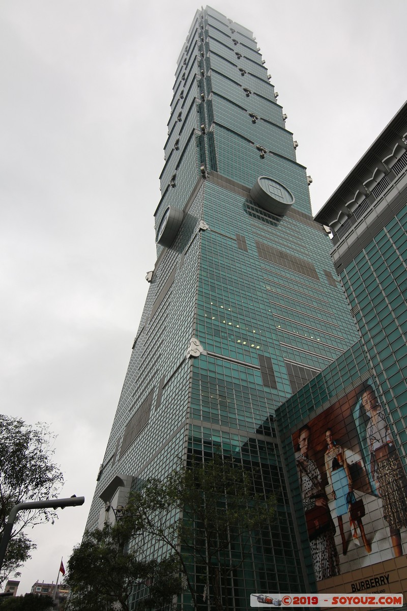 Taipei - Xinyi District - Taipei 101
Mots-clés: geo:lat=25.03477367 geo:lon=121.56600500 geotagged Taiwan TWN Xingya Taipei New Taipei Xinyi District skyline Taipei 101