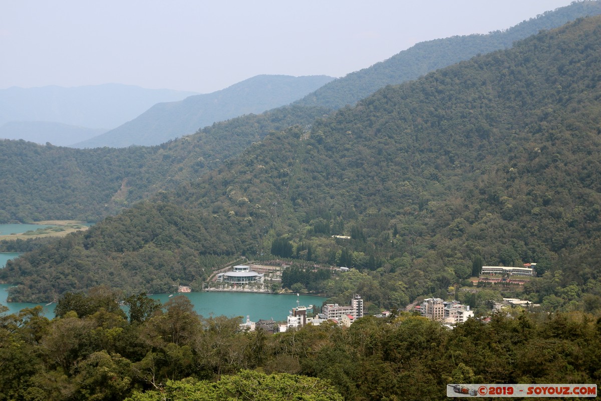 Sun Moon Lake - View from Ci En Pagoda
Mots-clés: geo:lat=23.84213539 geo:lon=120.92081153 geotagged Hululun Taiwan TWN Nantou County Sun Moon Lake Ci En Pagoda Boudhiste