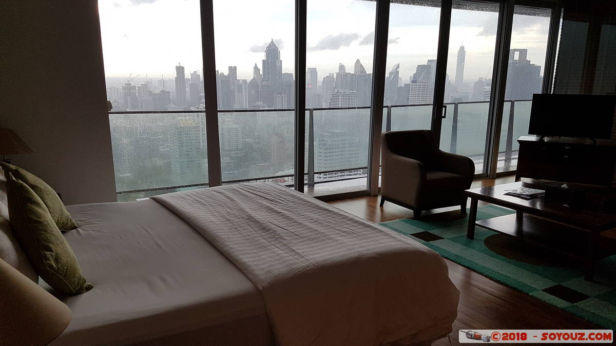 Bangkok - Column Bangkok Hotel
Mots-clés: Bang Rak Bangkok geo:lat=13.73314493 geo:lon=100.56057036 geotagged Sukhumvit THA Tha&iuml;lande Column Bangkok Hotel