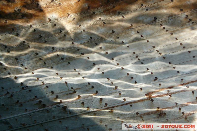 Dubai Deira - Dhows wharfage
Mots-clés: Al Bar&Auml;�&aacute;&cedil;&copy;ah mirats Arabes Unis geo:lat=25.25802876 geo:lon=55.31912327 UAE United Arab Emirates Dhow bateau Deira