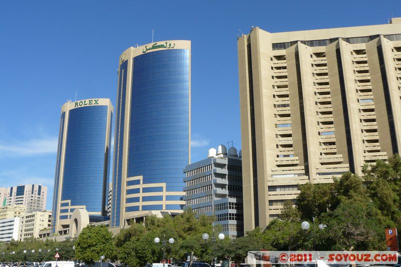 Dubai Deira - Twin Tower
Mots-clés: Al Bar&Auml;�&aacute;&cedil;&copy;ah mirats Arabes Unis geo:lat=25.26427786 geo:lon=55.30997529 UAE United Arab Emirates Twin Tower Deira