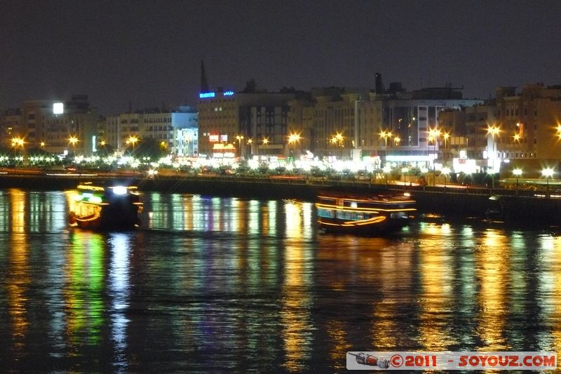 Bur Dubai by night - Shindagha
Mots-clés: Bur Dubai mirats Arabes Unis geo:lat=25.26817248 geo:lon=55.29021331 UAE United Arab Emirates Nuit Shindagha