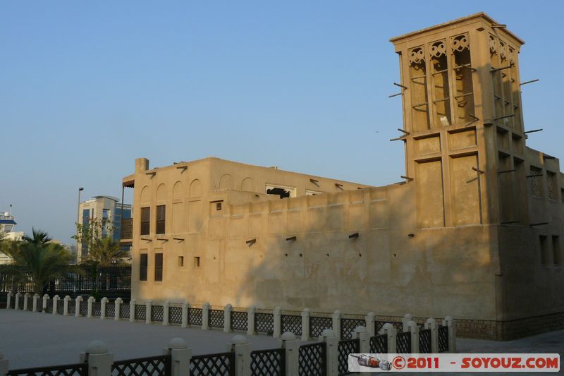 Bur Dubai - Bastakia Quarter
Mots-clés: Bur Dubai mirats Arabes Unis geo:lat=25.26436102 geo:lon=55.30008194 UAE United Arab Emirates Bastakia Quarter