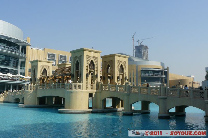 Downtown Dubai by night - Souk Al Bahar
Mots-clés: mirats Arabes Unis geo:lat=25.19522371 geo:lon=55.27678728 Za&acirc;��b&Auml;&laquo;l UAE United Arab Emirates Downtown Dubai Commerce Souk Al Bahar