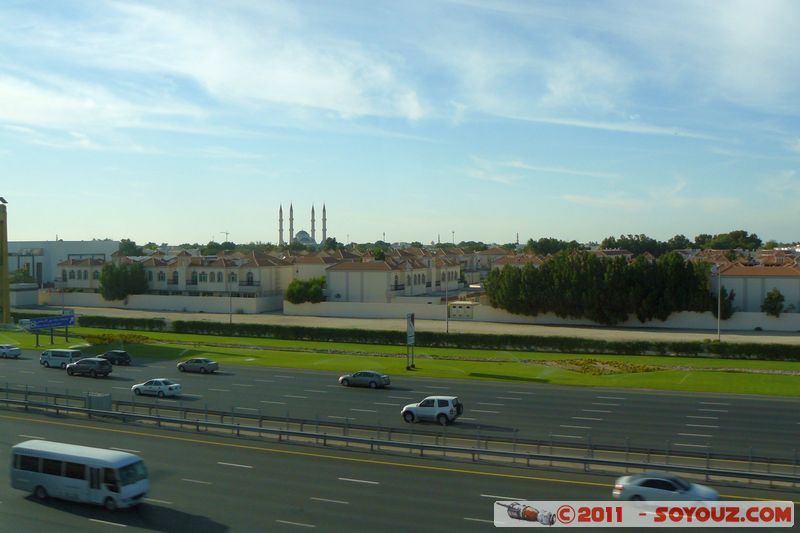 Dubai
Mots-clés: Al Barsha First mirats Arabes Unis geo:lat=25.12142937 geo:lon=55.19936800 UAE United Arab Emirates