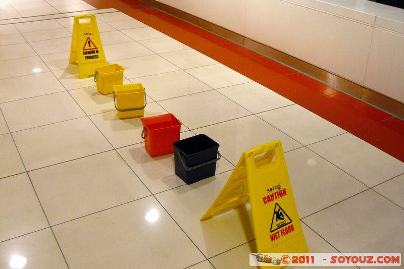 Dubai
Mots-clés: Emirates Hill First mirats Arabes Unis geo:lat=25.07182598 geo:lon=55.13761015 UAE United Arab Emirates Insolite Dubai Marina