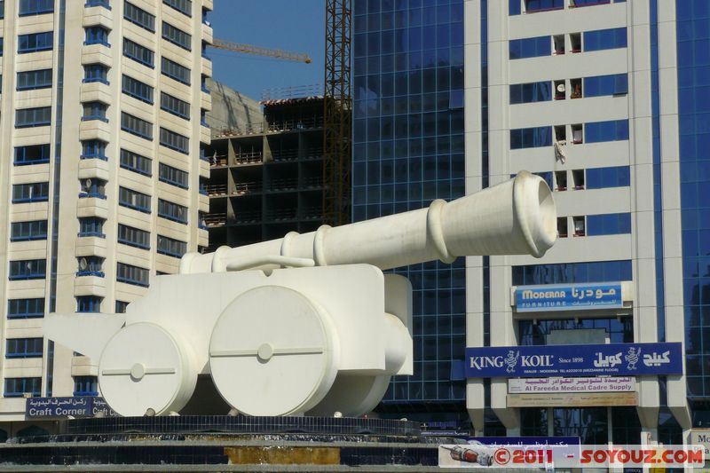 Abu Dhabi - Union Square
Mots-clés: Ab&Aring;&laquo; Z&Igrave;&sect;aby Al &aacute;&cedil;&uml;i&Aring;�n mirats Arabes Unis geo:lat=24.48542348 geo:lon=54.35626048 UAE United Arab Emirates Parc