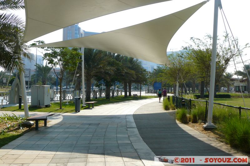 Abu Dhabi Public Beach
Mots-clés: Ab&Aring;&laquo; Z&Igrave;&sect;aby Al &aacute;&cedil;&uml;i&Aring;�n mirats Arabes Unis geo:lat=24.47684972 geo:lon=54.34405088 UAE United Arab Emirates Corniche Road Parc
