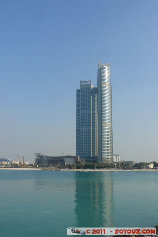 Abu Dhabi - Corniche Road - Nation Towers
Mots-clés: Ab&Aring;&laquo; Z&Igrave;&sect;aby Al Khubayrah mirats Arabes Unis geo:lat=24.46771416 geo:lon=54.32295708 UAE United Arab Emirates Nation Towers