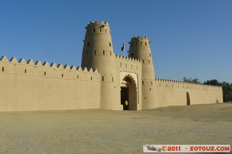 Al Ain - Al Jahili Fort
Mots-clés: Ab&Aring;&laquo; Z&Igrave;&sect;aby Al Mu&acirc;��tara mirats Arabes Unis geo:lat=24.21635702 geo:lon=55.75189406 UAE United Arab Emirates Al Jahili Fort chateau
