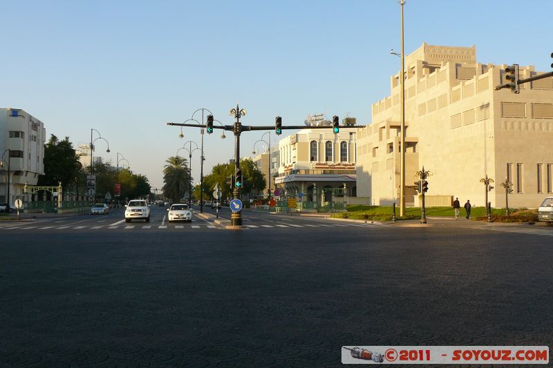 Al Ain - Sheikha Salama Mosque
Mots-clés: geo:lat=24.22194223 geo:lon=55.76579317 mirats Arabes Unis UAE United Arab Emirates Mosque