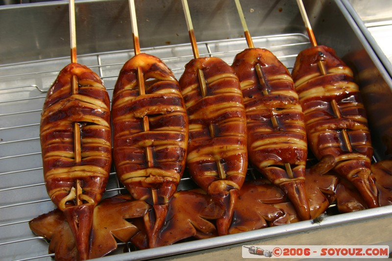 Le calamar sous toutes ses formes
Mots-clés: Nourriture