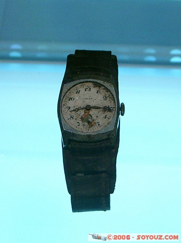 Hiroshima Peace Memorial Museum - 8:15 / August 6 1945
