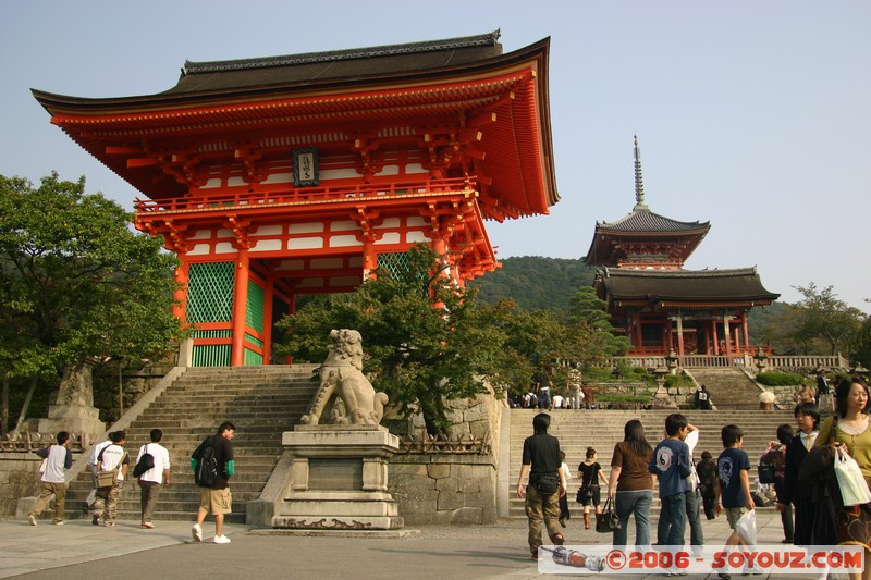 Kiyomizu-dera - gate
Mots-clés: patrimoine unesco