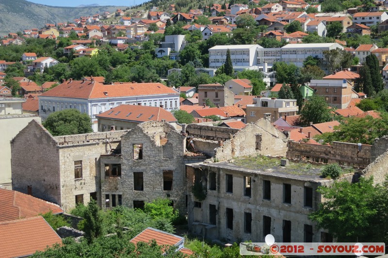 Mostar - Stari Grad - View from Karadjoz-bey mosque
Mots-clés: BIH Bosnie HerzÃ©govine Federation of Bosnia and Herzegovina geo:lat=43.34131424 geo:lon=17.81372032 geotagged Mostar patrimoine unesco Stari grad Karadjoz-bey mosque Ruines