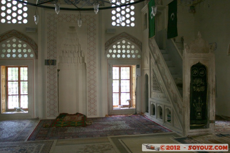 Mostar - Stari Grad - Karadjoz-bey mosque
Mots-clés: BIH Bosnie HerzÃ©govine Federation of Bosnia and Herzegovina geo:lat=43.34142133 geo:lon=17.81367556 geotagged Mostar Stari grad Karadjoz-bey mosque Mosque