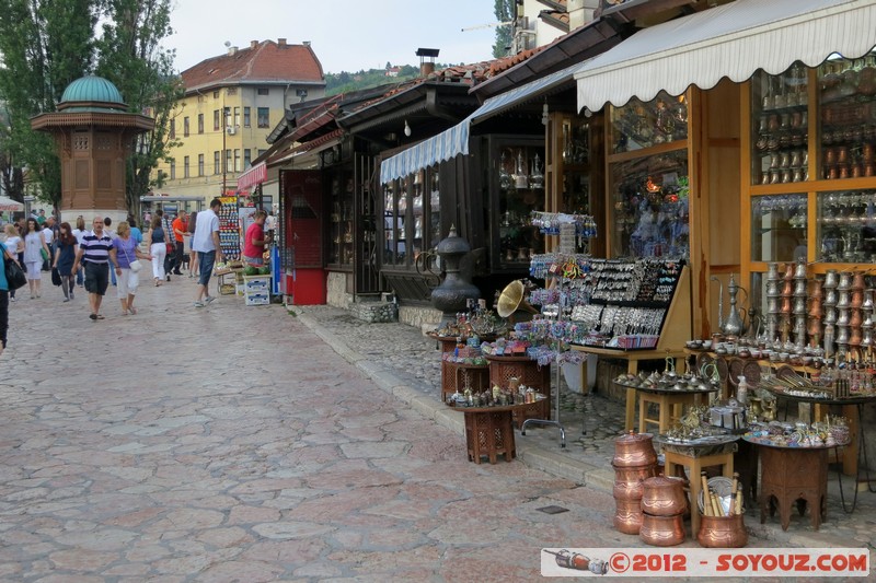 Sarajevo - Bascarsija
Mots-clés: BIH Bosnie HerzÃ©govine Federation of Bosnia and Herzegovina geo:lat=43.85962737 geo:lon=18.43127131 geotagged Hrid Commerce
