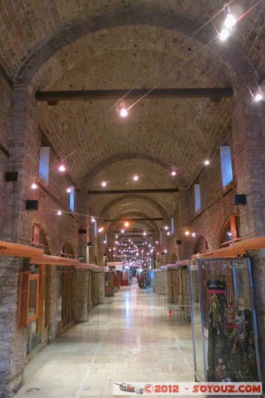 Sarajevo - Bascarsija - Gazi Husrev-bey Bezistan
Mots-clés: BIH Bosnie HerzÃ©govine Federation of Bosnia and Herzegovina geo:lat=43.85922923 geo:lon=18.42793341 geotagged Hrid