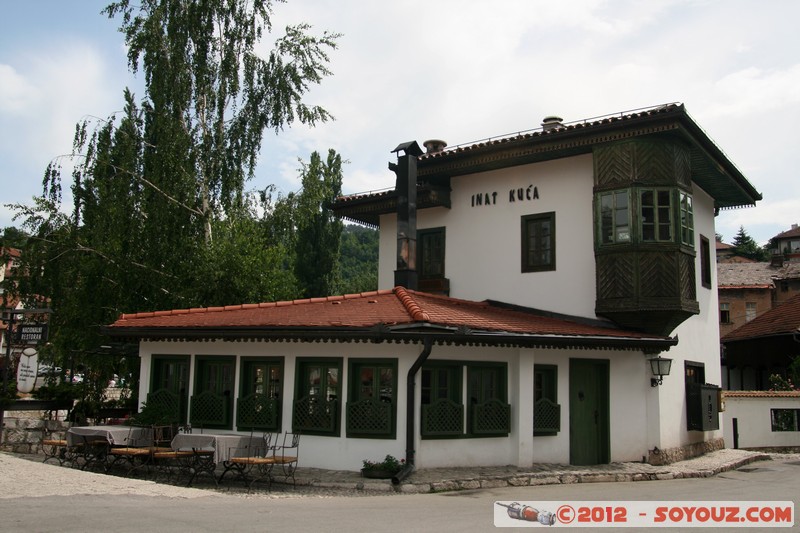 Sarajevo - Inat Kuca
Mots-clés: BIH Bosnie HerzÃ©govine Federation of Bosnia and Herzegovina geo:lat=43.85853713 geo:lon=18.43399401 geotagged Hrid Restaurants Bistrik