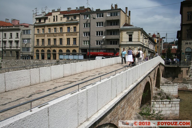 Sarajevo - Latin Bridge
Mots-clés: BIH Bosnie HerzÃ©govine Federation of Bosnia and Herzegovina geo:lat=43.85751452 geo:lon=18.42906848 geotagged Hrid Bistrik Latin Bridge Pont