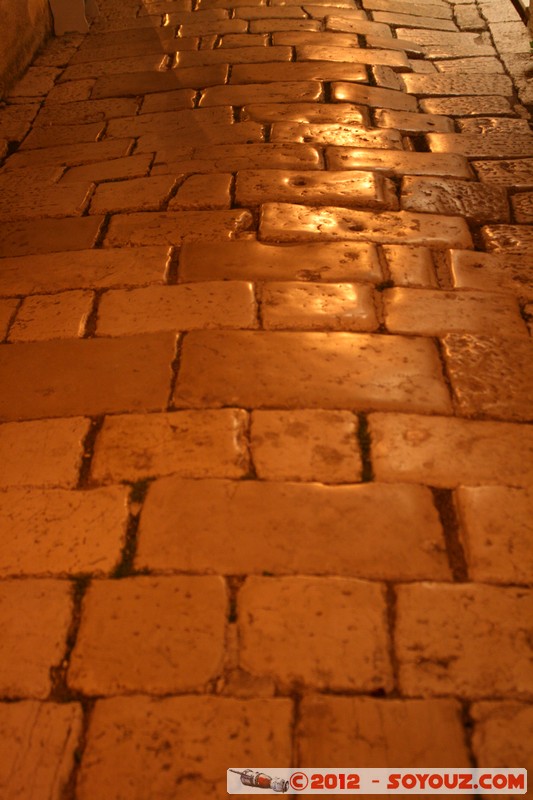 Porec by Night - Eufrazijeva
Mots-clés: Croatie geo:lat=45.22839024 geo:lon=13.59196019 geotagged HRV Istarska Pore Nuit