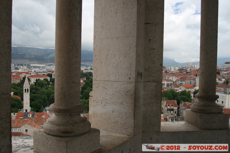 Split - Palace of Diocletian - View from Cathedral of St. Domnius
Mots-clés: Croatie geo:lat=43.50804520 geo:lon=16.44024250 geotagged HRV Split Splitsko-Dalmatinska patrimoine unesco Palace of Diocletian Ruines Romain Cathedral of St. Domnius Eglise