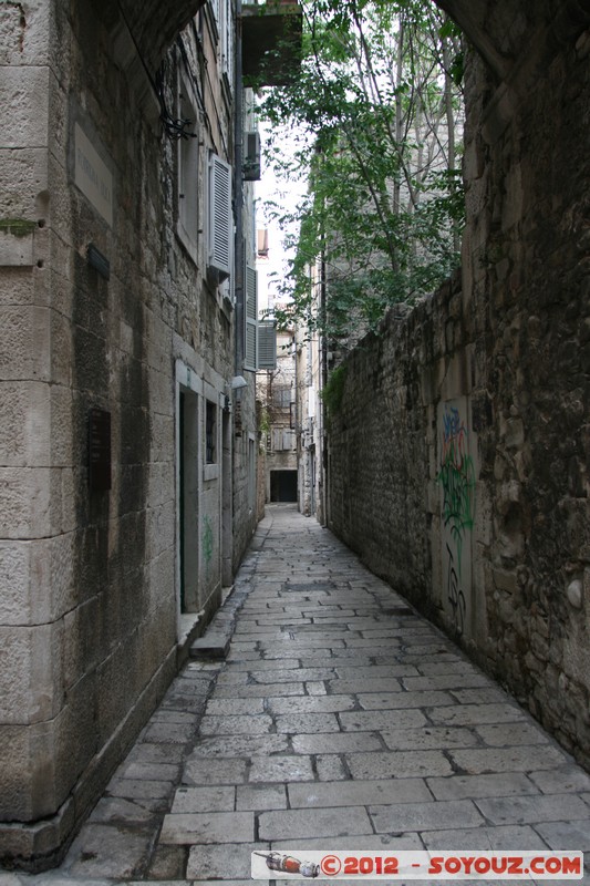 Split - Palace of Diocletian
Mots-clés: Croatie geo:lat=43.50925525 geo:lon=16.43996598 geotagged HRV Split Splitsko-Dalmatinska patrimoine unesco Palace of Diocletian Ruines Romain medieval