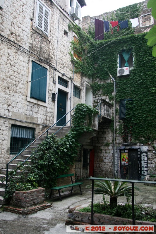 Split - Palace of Diocletian - Ulica Dosud
Mots-clés: Croatie geo:lat=43.50801167 geo:lon=16.43915792 geotagged HRV Split Splitsko-Dalmatinska patrimoine unesco Palace of Diocletian Ruines Romain