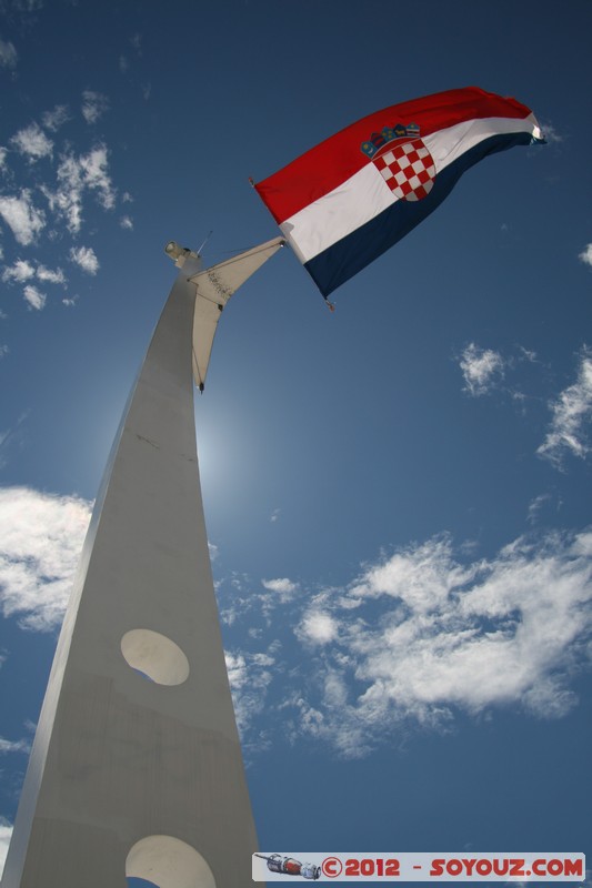 Split - Matejuska - Flag of Croatia
Mots-clés: Croatie geo:lat=43.50740900 geo:lon=16.43543067 geotagged HRV Split Splitsko-Dalmatinska Drapeau