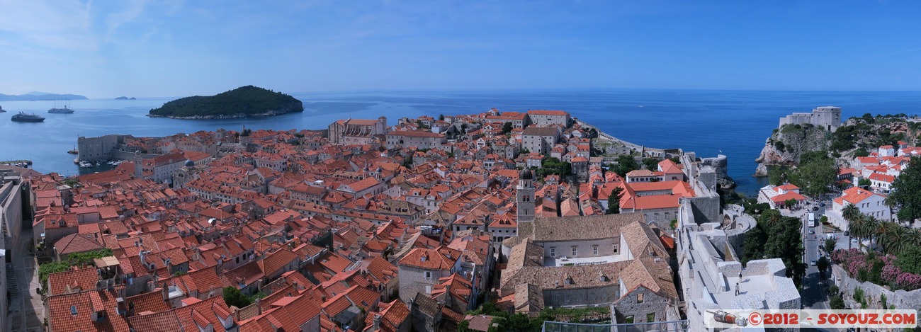 Dubrovnik - Walk on the city walls - panorama
Mots-clés: Bosanka Croatie DubrovaÄ�ko-Neretvanska geo:lat=42.64272809 geo:lon=18.10848673 geotagged HRV PloÄ�e medieval patrimoine unesco panorama mer