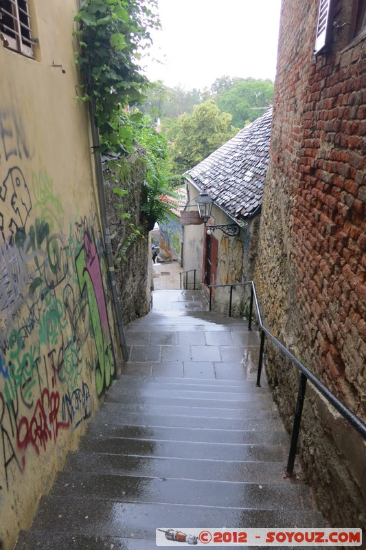 Zagreb - Mlinske stube
Mots-clés: Croatie geo:lat=45.81657667 geo:lon=15.97578333 geotagged Gornji Ä�ehi HRV Zagreb ZagrebaÄ�ka Upper Town Gric